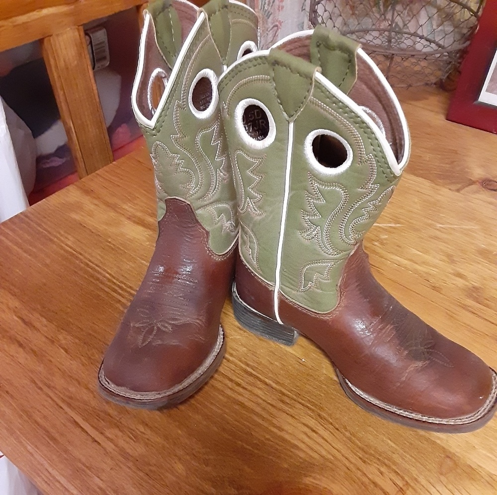 Boys cowboy boots